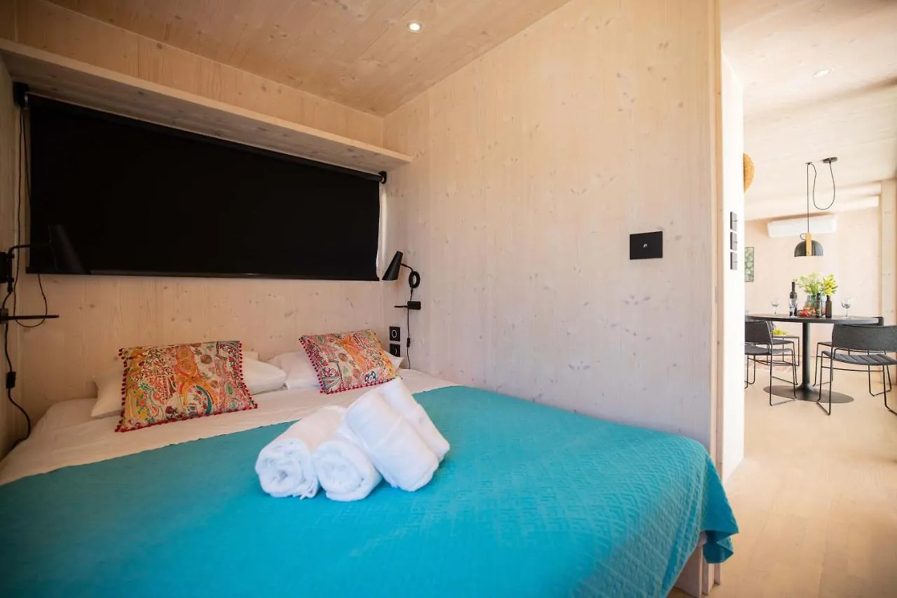 Buqez Eco Resort - Beach Villa 12 - Seaview Pakostane